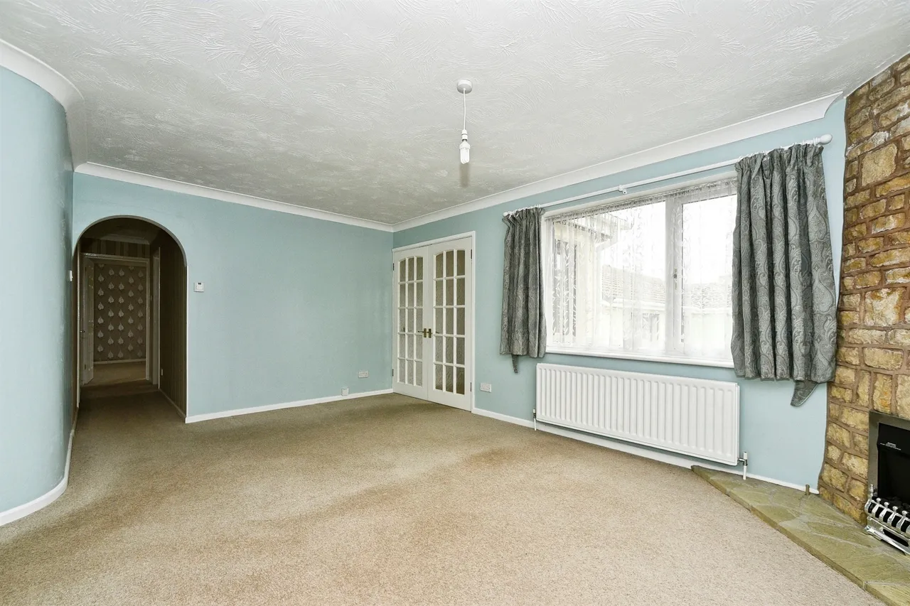 Keevil Avenue, Calne, photo 4