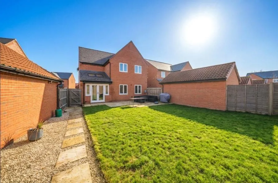 Hurrell Close, Halstead, CO9, photo 8