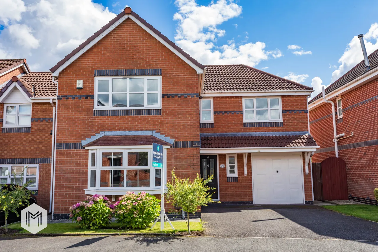 Kingston Close, Bury, BL8 2EN, photo 32