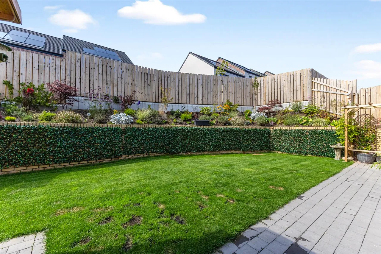 Little Enler Place, comber, BT23, photo 35