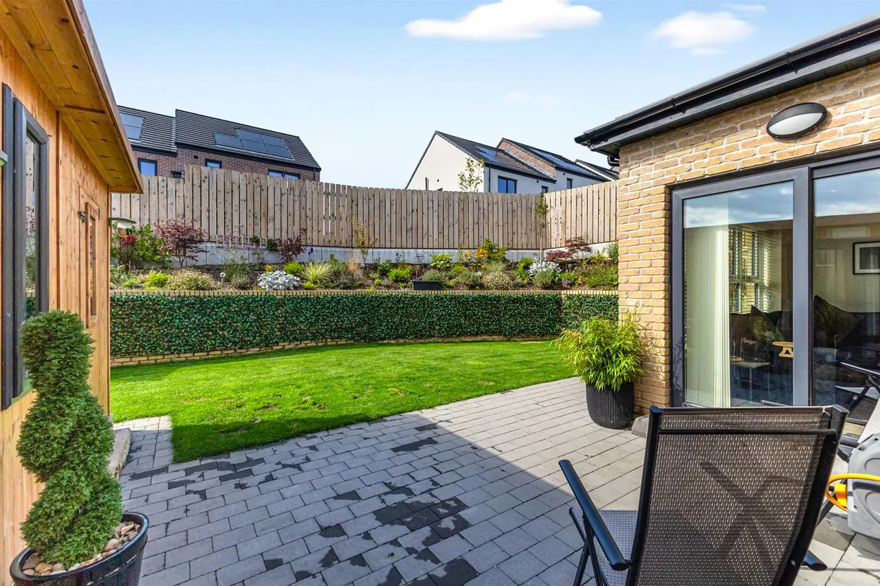 Little Enler Place, comber, BT23, photo 30