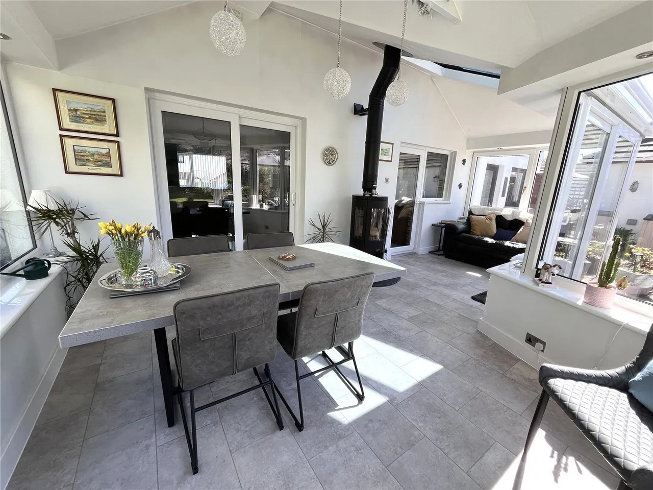 Glenview Avenue, Pembroke Dock, SA72, photo 16