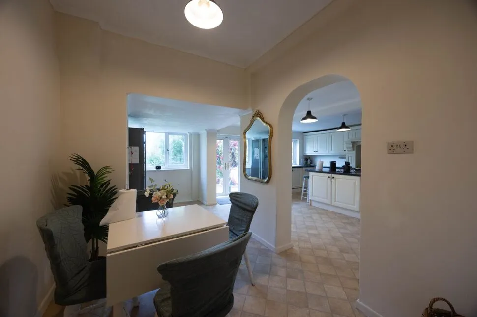 Evesham Road, Broadway, WR12, photo 4