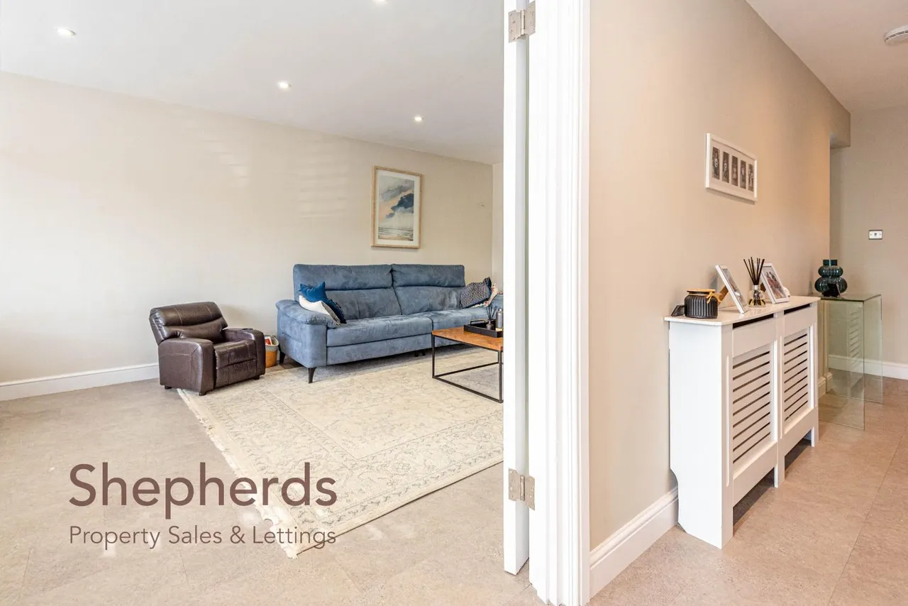 Tatsfield Avenue, Nazeing, EN9, photo 31