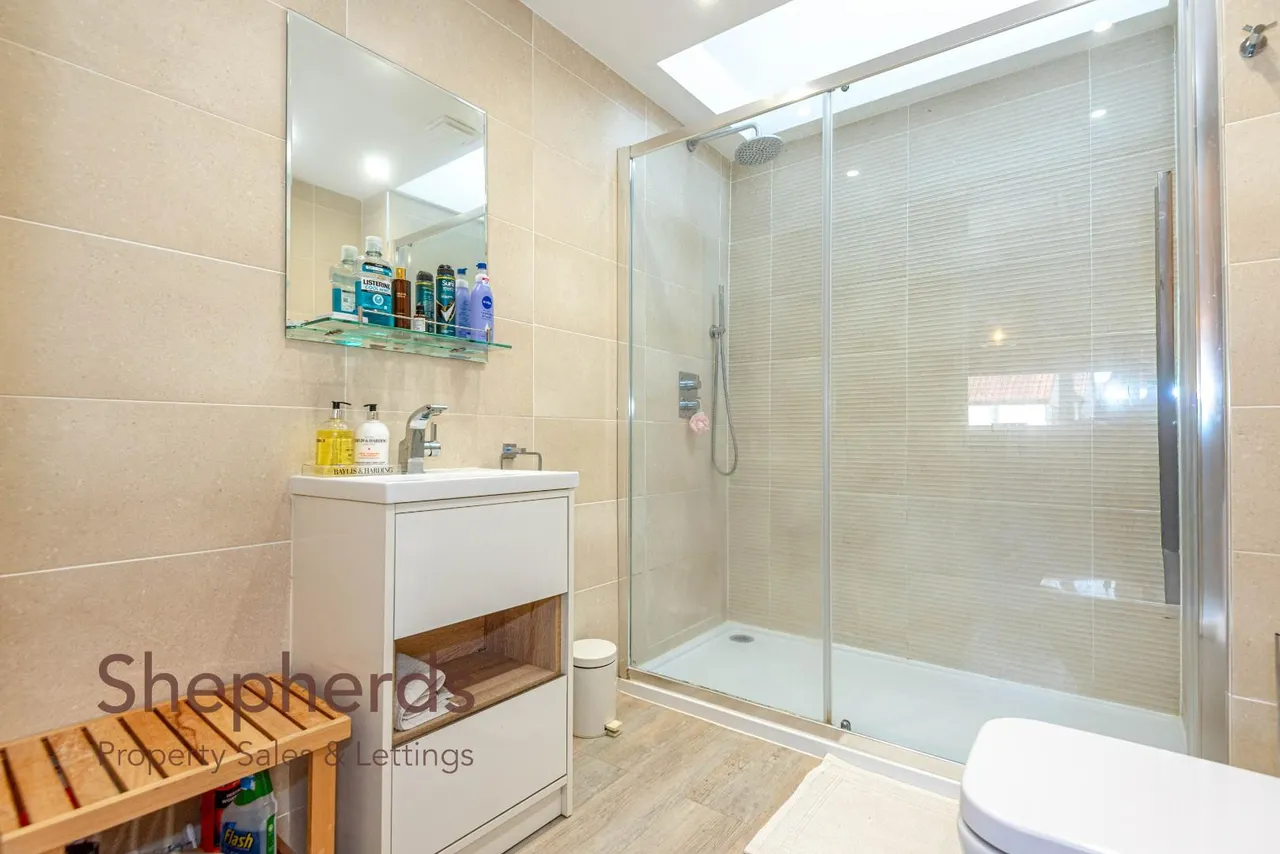 Tatsfield Avenue, Nazeing, EN9, photo 12