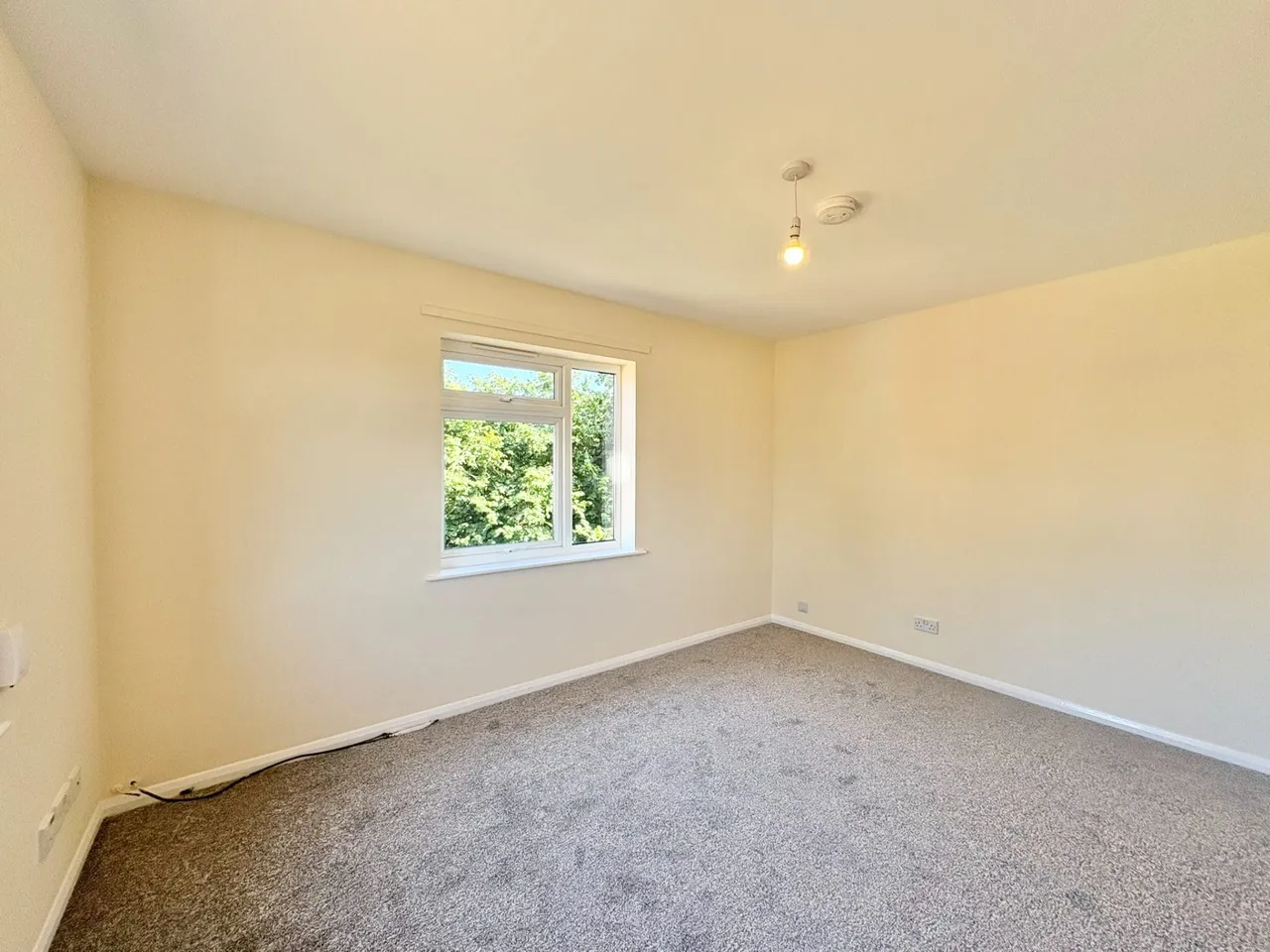 Kingsmead, Northampton, Northampton, NN2 8HX, photo 2