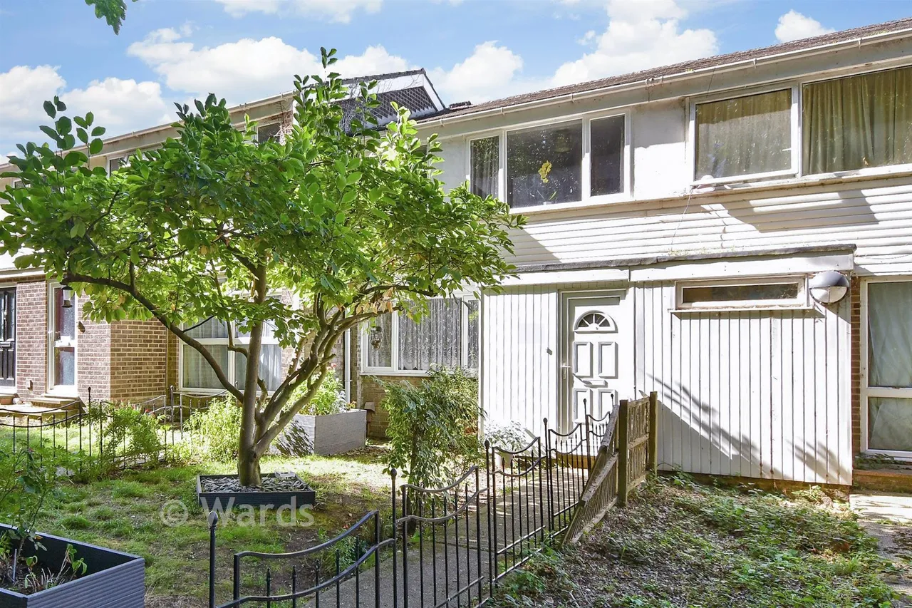 3 bed house for sale, Meresborough Road, Rainham, ME8