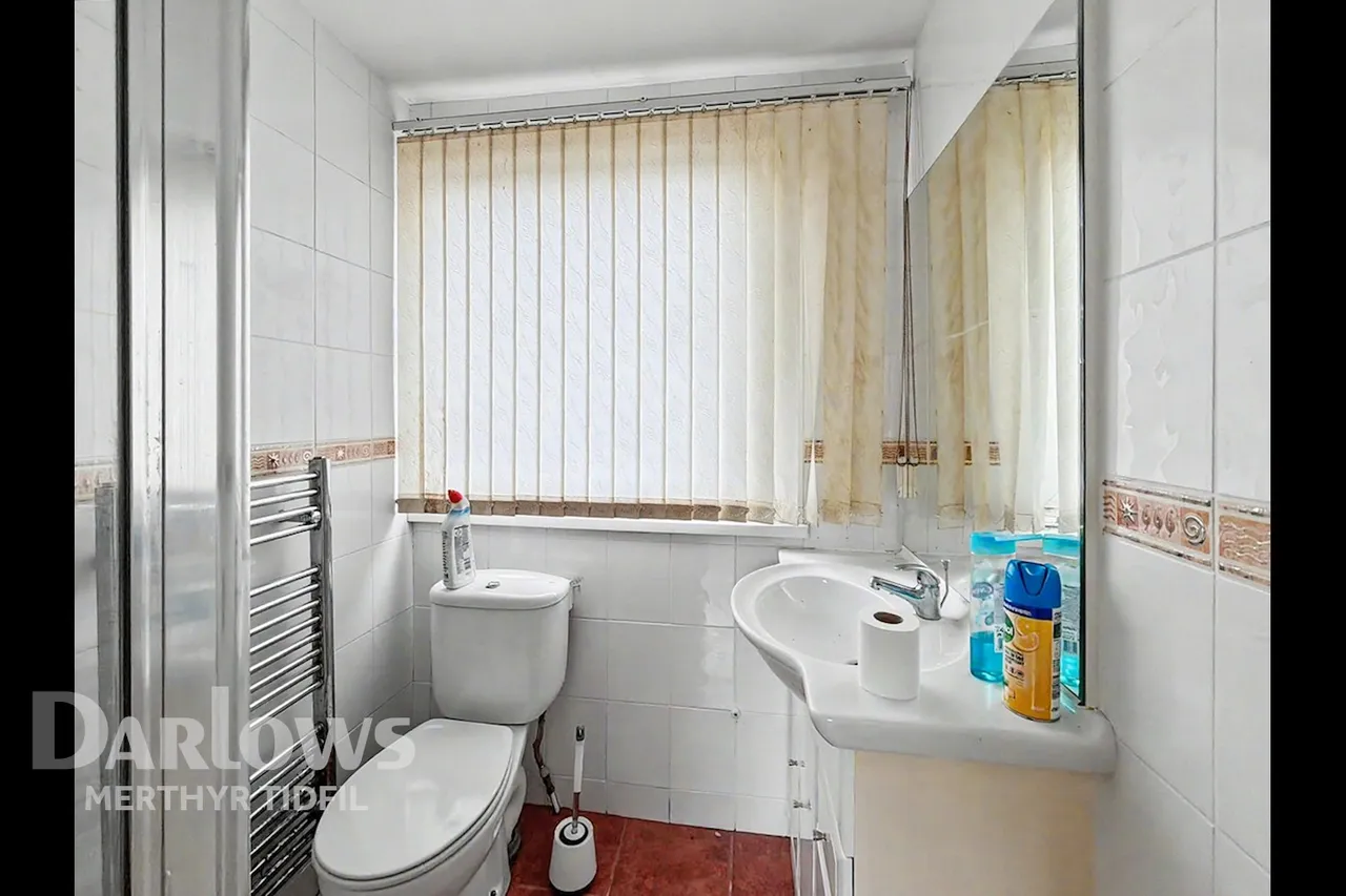 Salisbury Close, Merthyr Tydfil, photo 17
