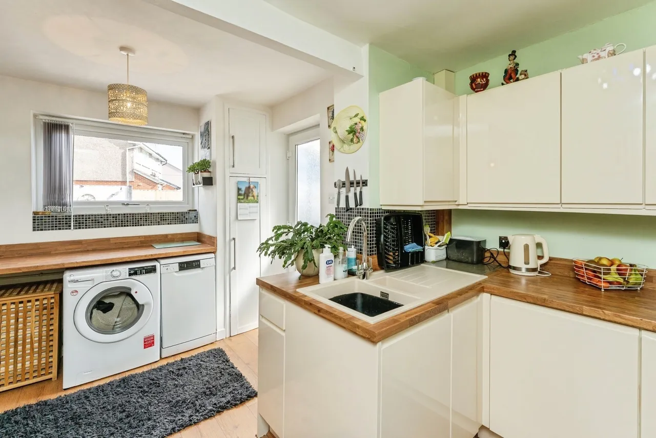Maxwell Drive, Leeswood, CH7, photo 17