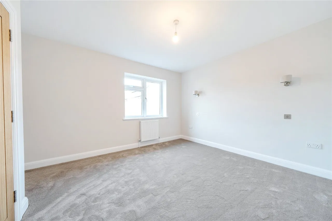 Lucca Close, Bromley, BR2, photo 7