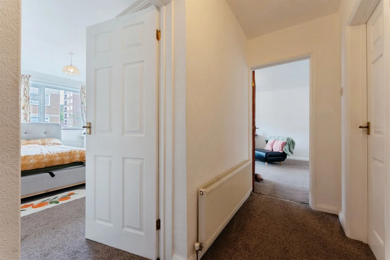 Talbot Court, Oxton, CH43, photo 16
