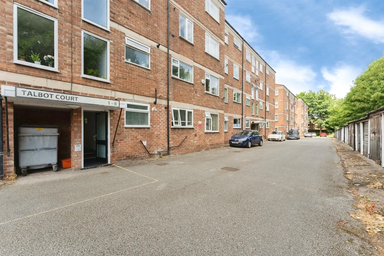 Talbot Court, Oxton, CH43, photo 17
