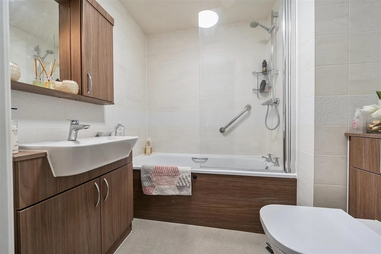 Southfields Road, Eastbourne, BN21, photo 10