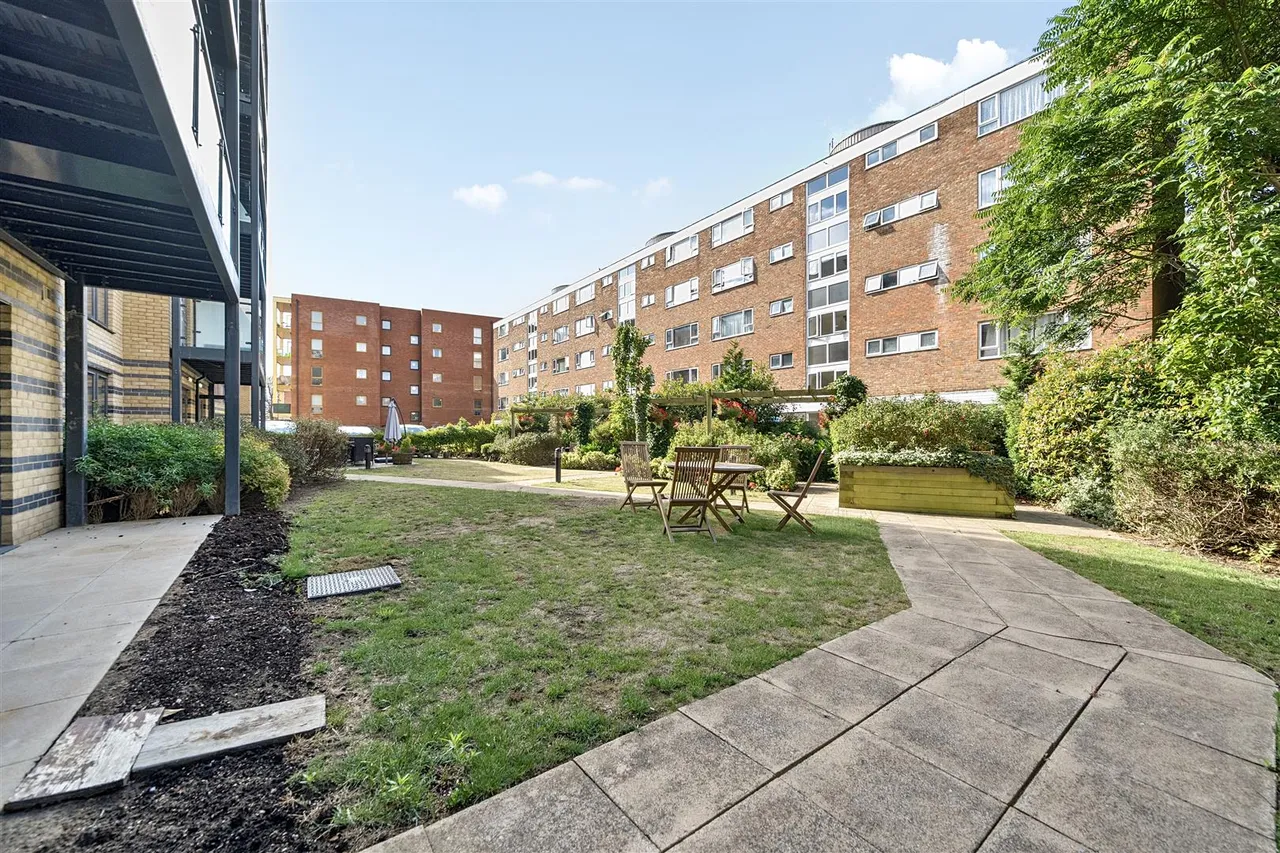 Southfields Road, Eastbourne, BN21, photo 11
