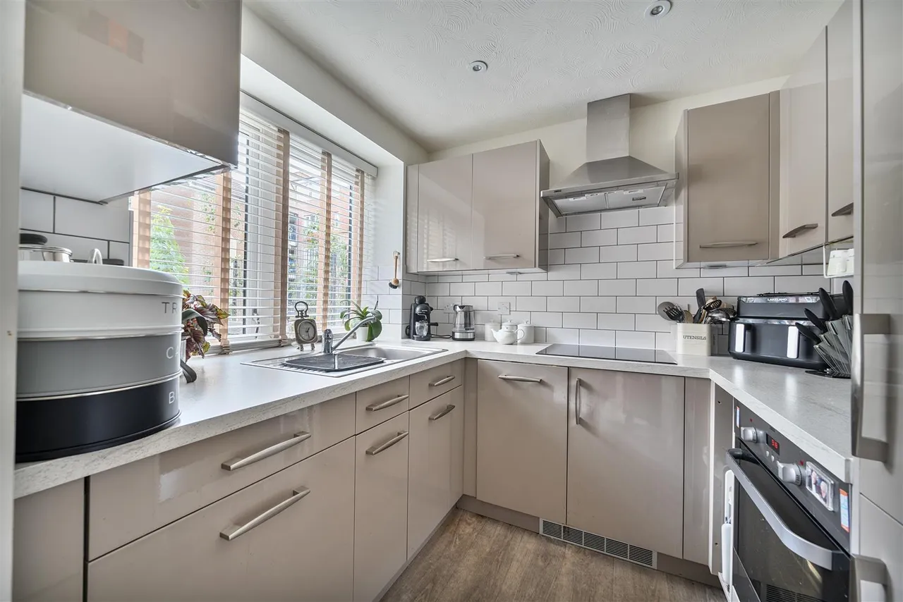 Southfields Road, Eastbourne, BN21, photo 5