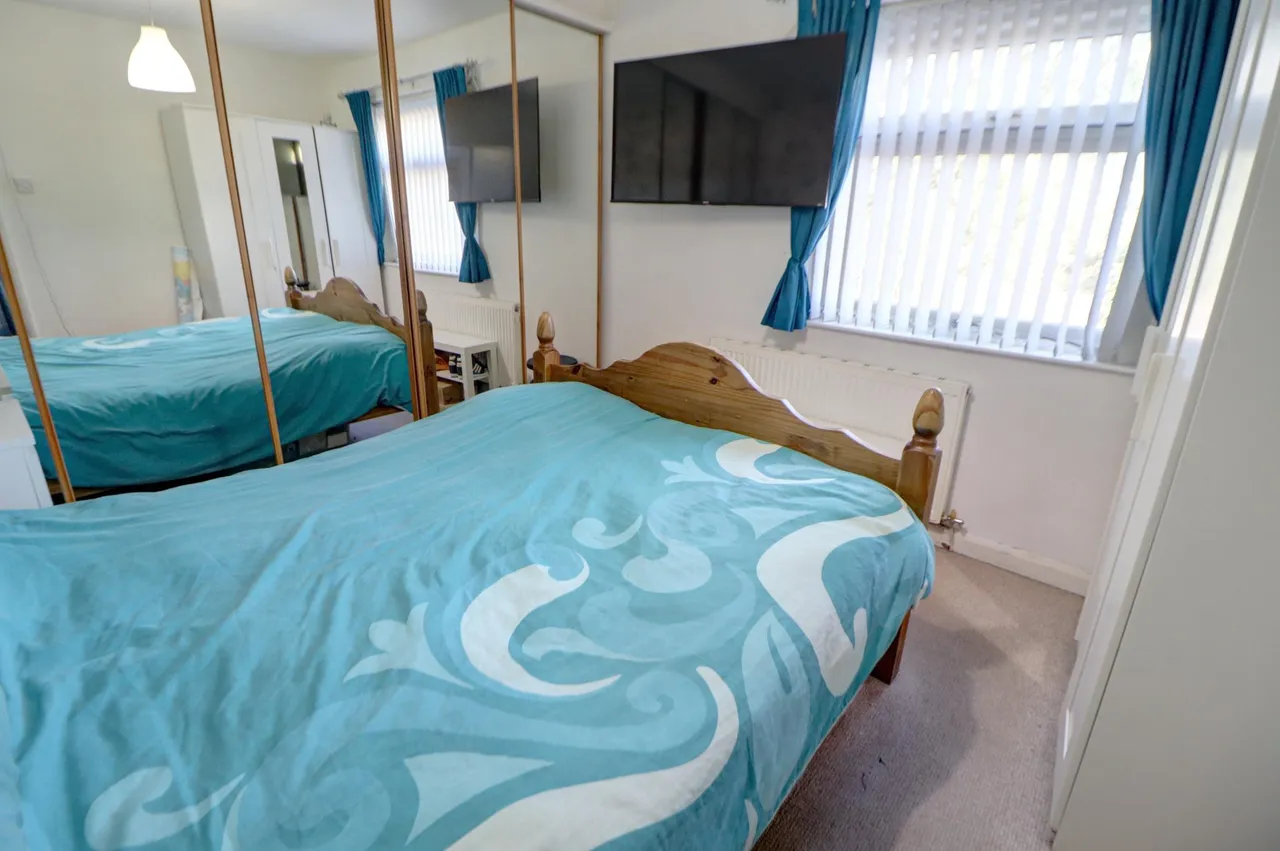 Ninth Avenue, Oldham, OL8, photo 13