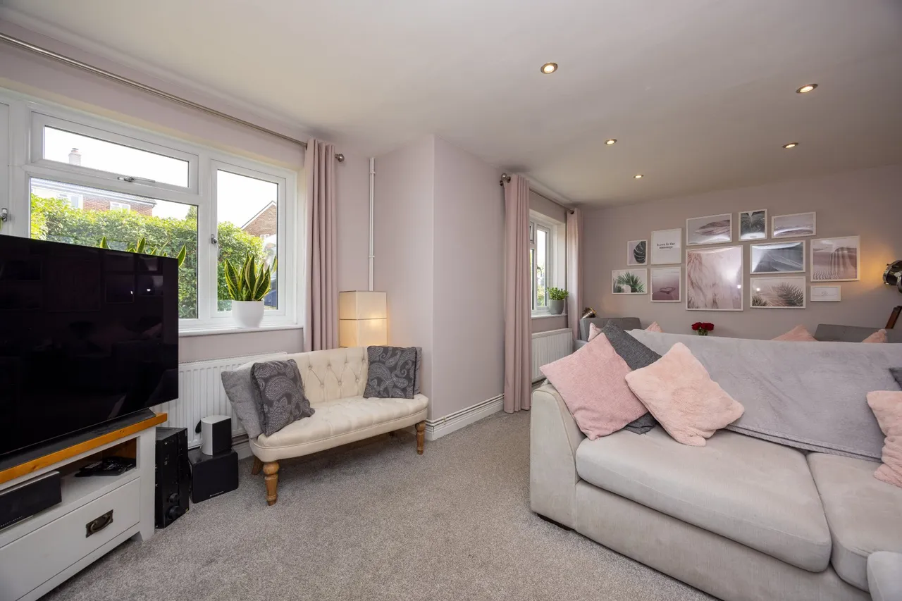 Bushy Hill Drive, Guildford, GU1, photo 3