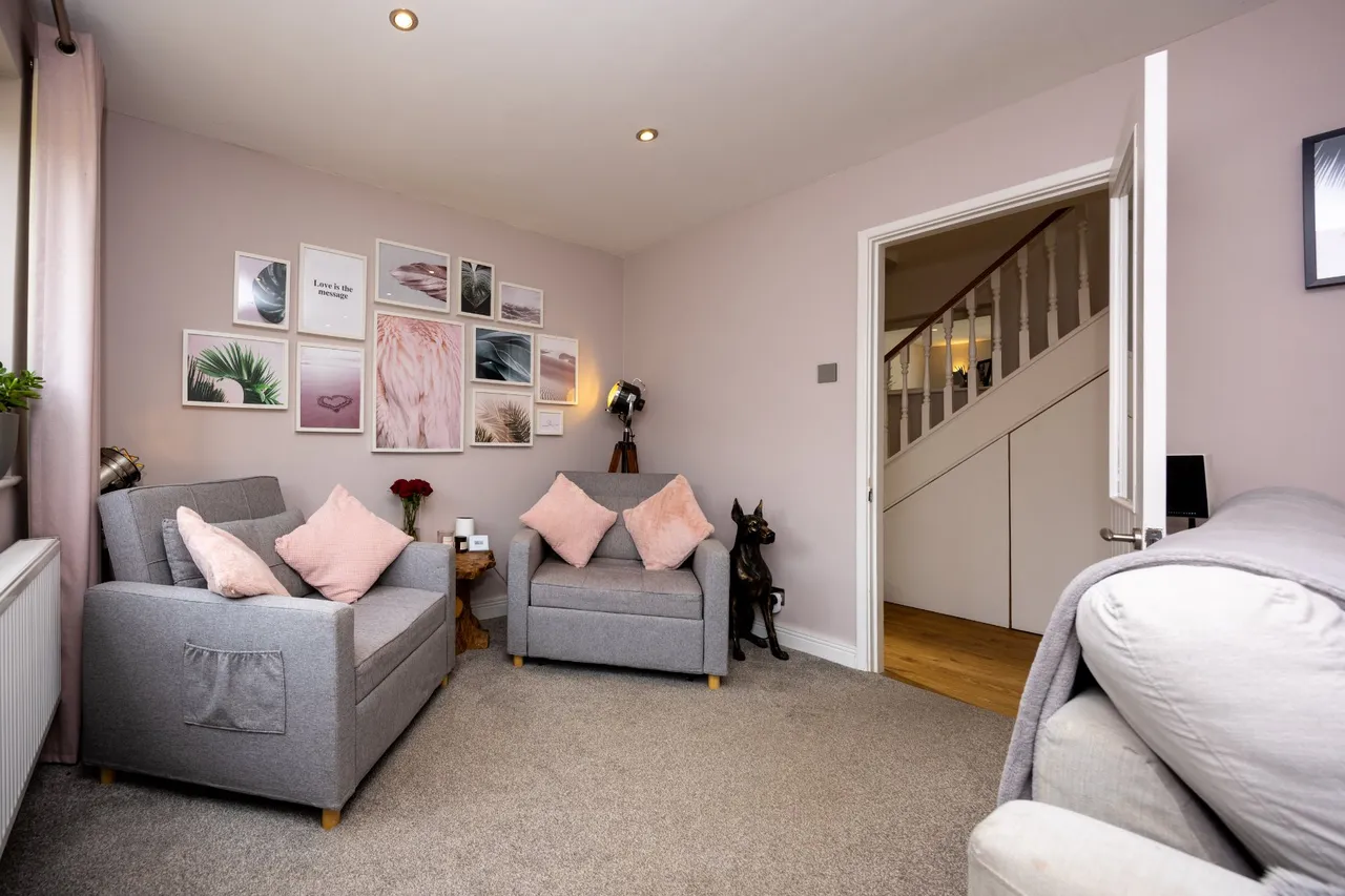 Bushy Hill Drive, Guildford, GU1, photo 13