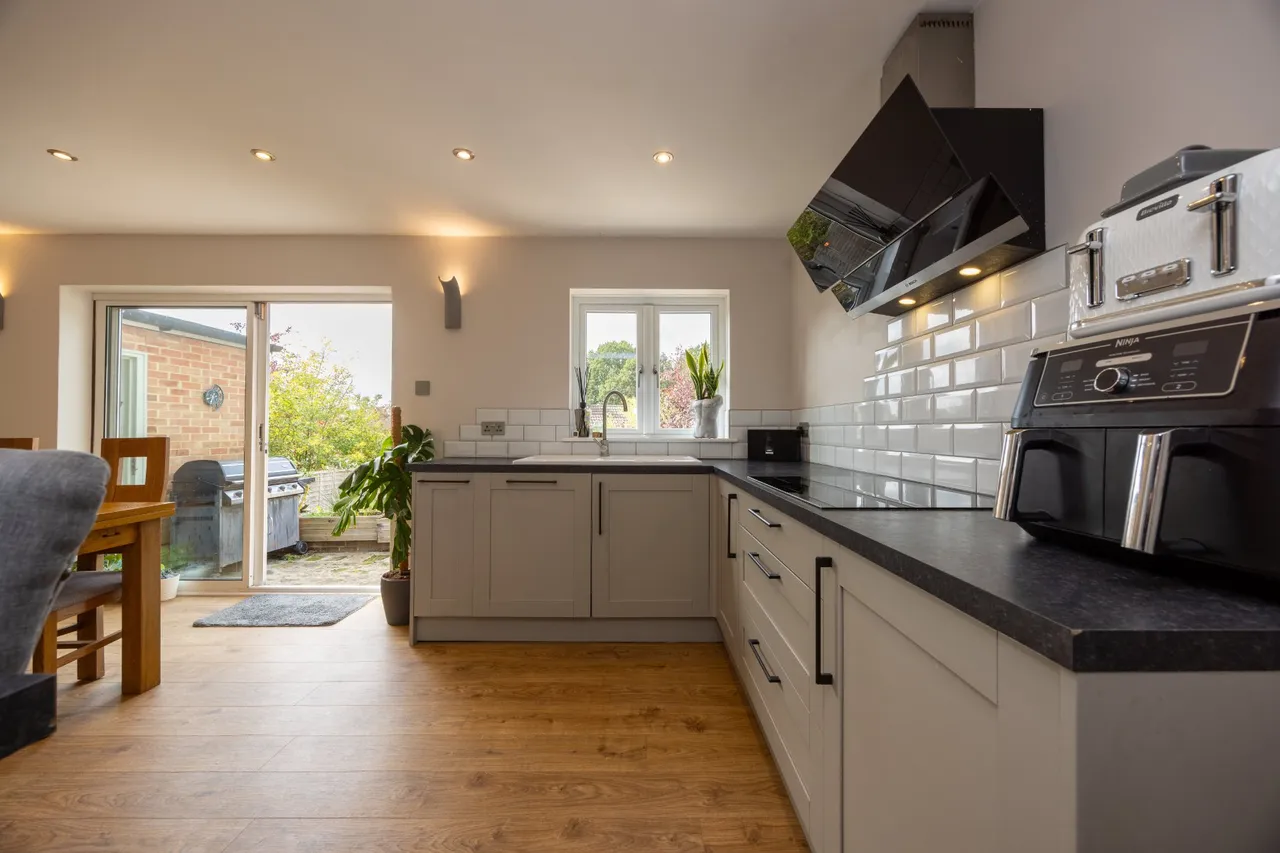 Bushy Hill Drive, Guildford, GU1, photo 16