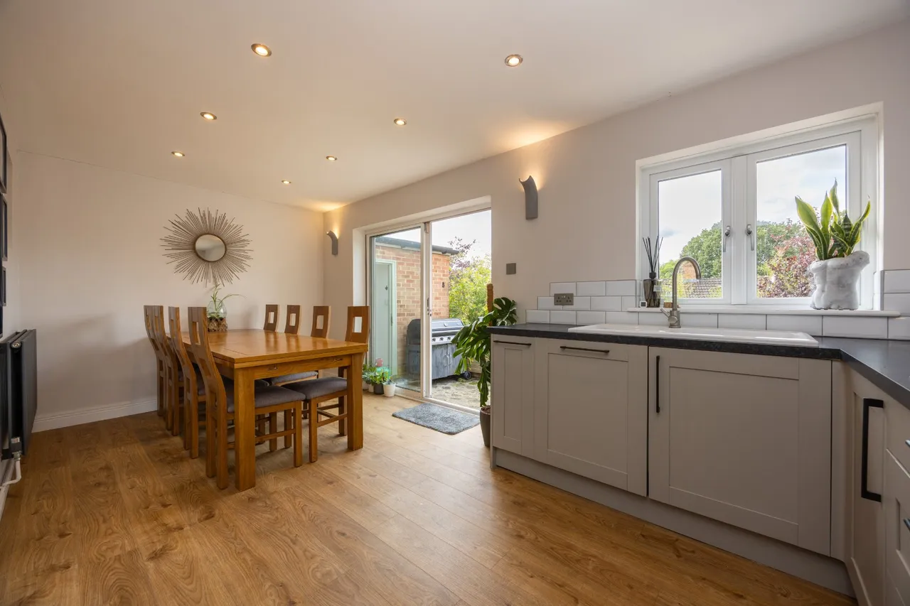 Bushy Hill Drive, Guildford, GU1, photo 4