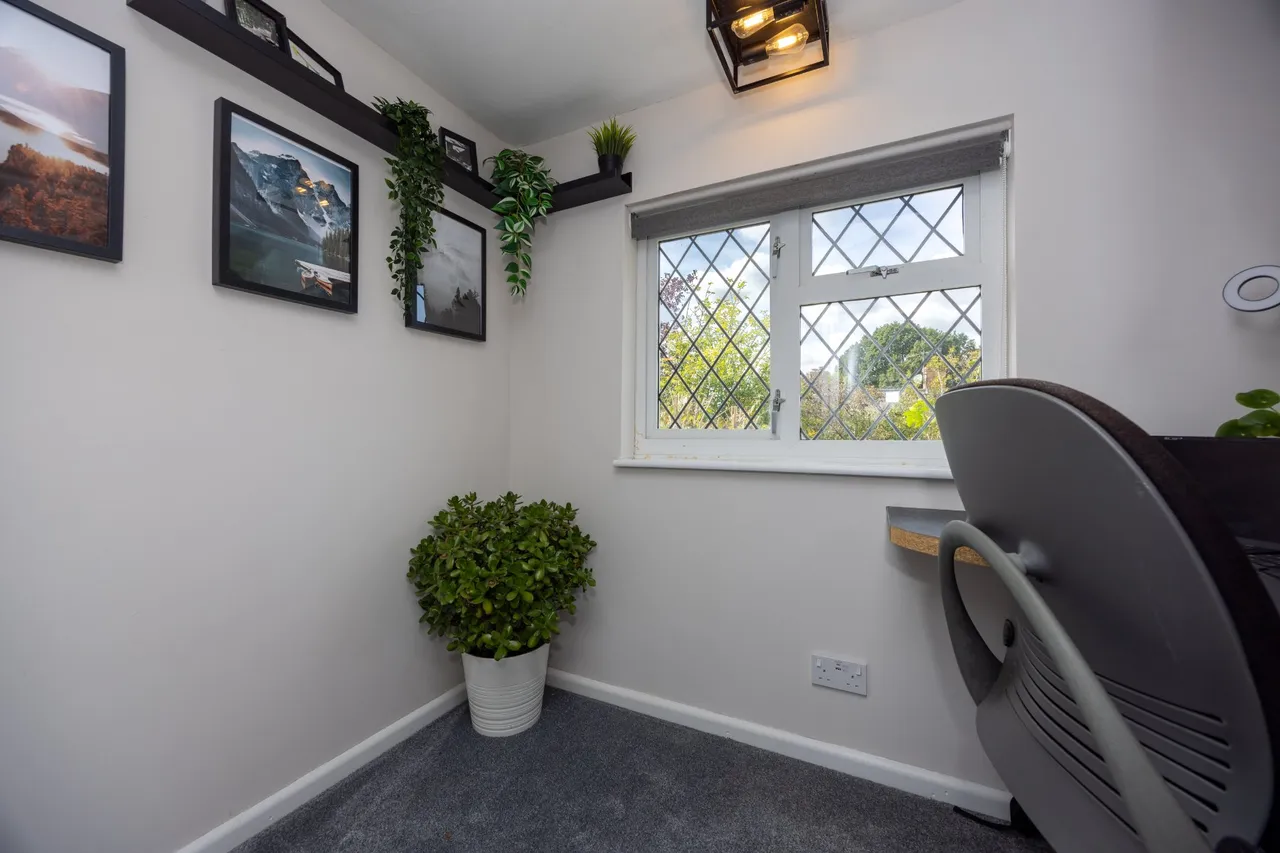 Bushy Hill Drive, Guildford, GU1, photo 24