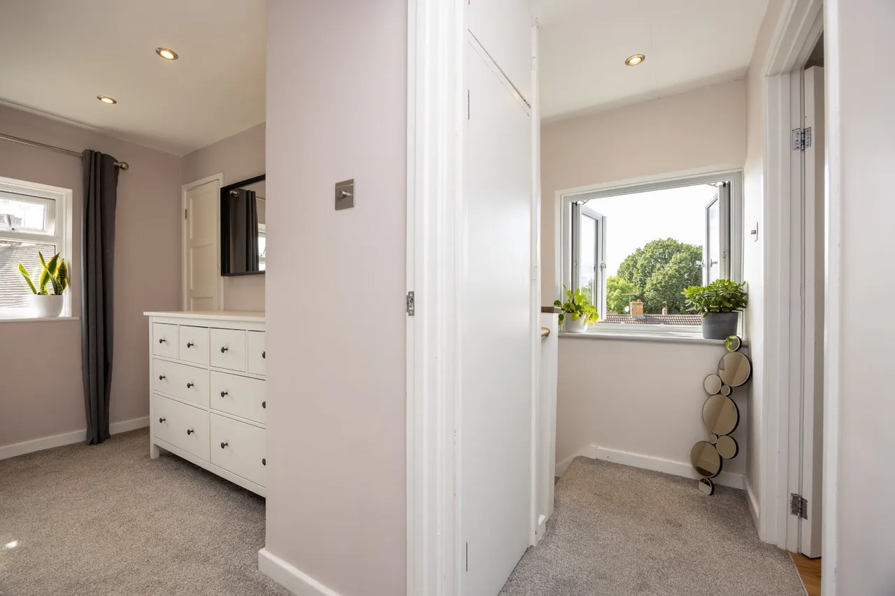 Bushy Hill Drive, Guildford, GU1, photo 29