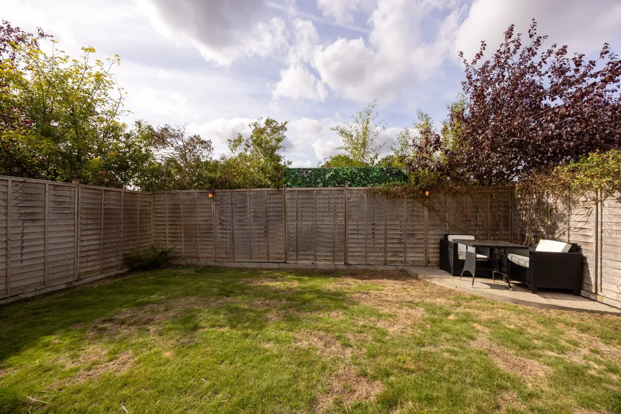 Bushy Hill Drive, Guildford, GU1, photo 22