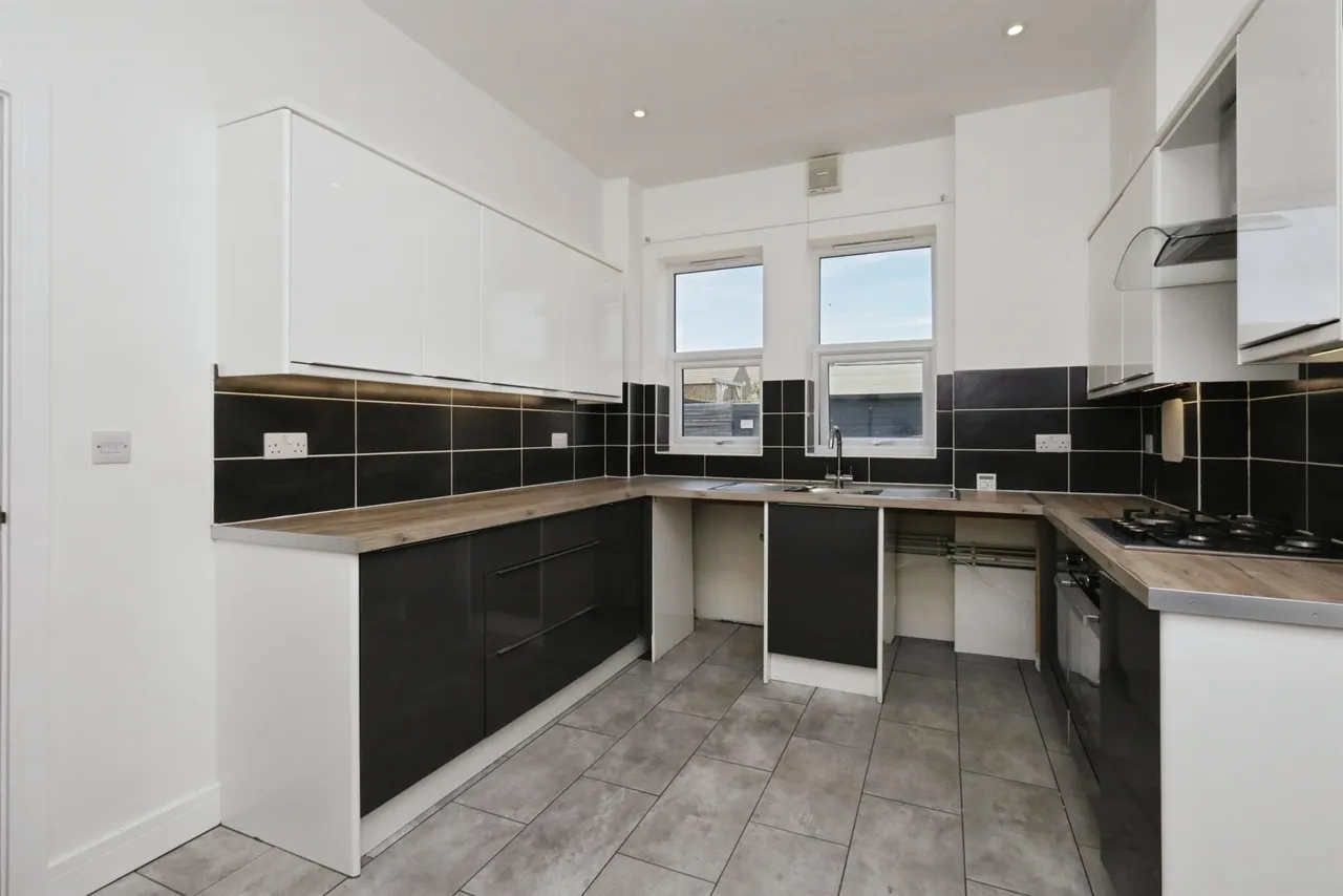 Fairlight Road, Eastbourne, BN22, photo 3
