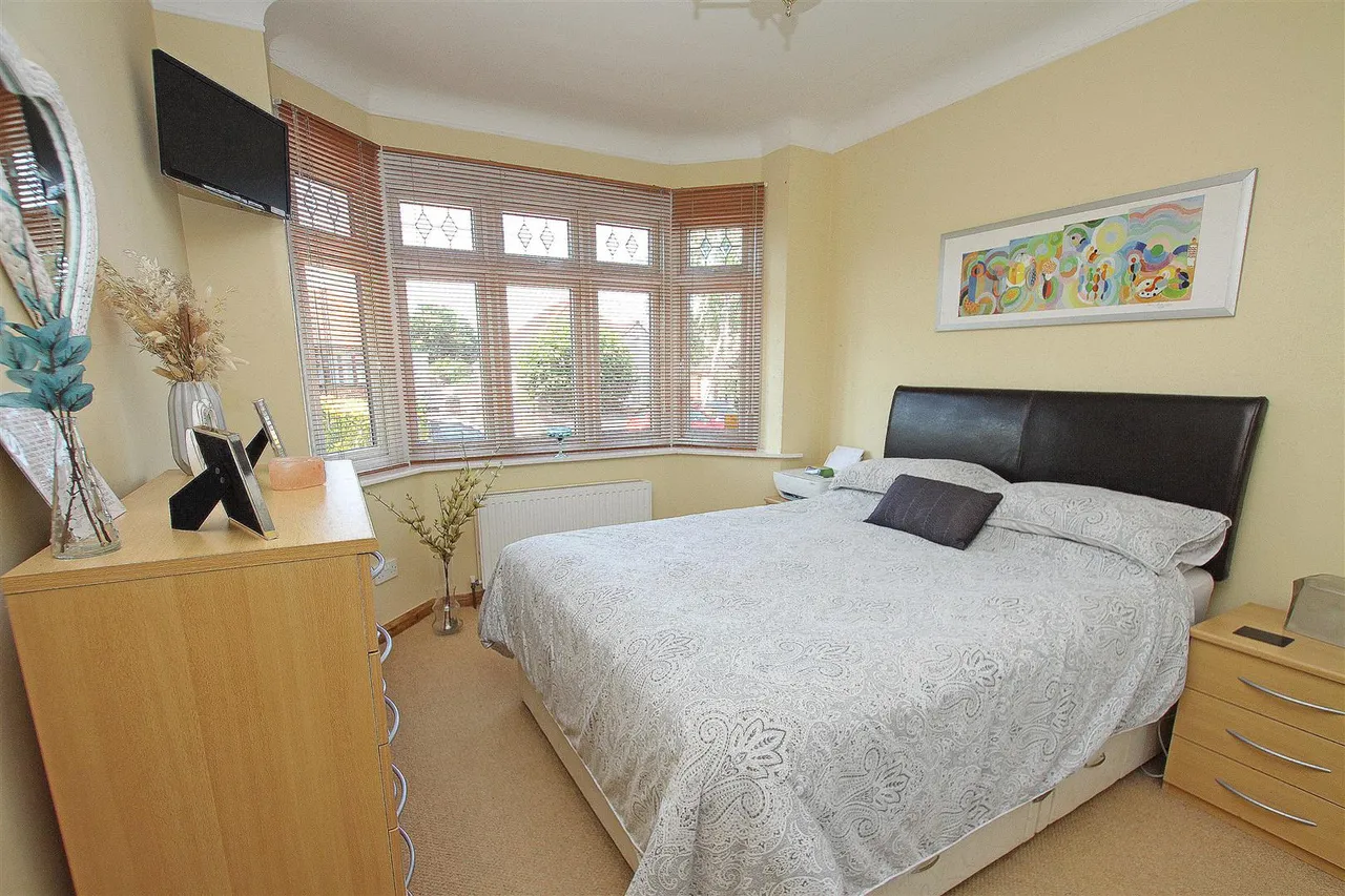 Glamis Avenue, Bournemouth, photo 10