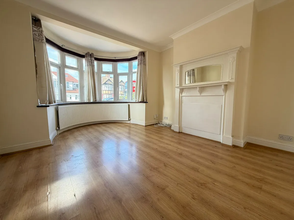 Kenton Lane, Harrow, HA3, photo 8