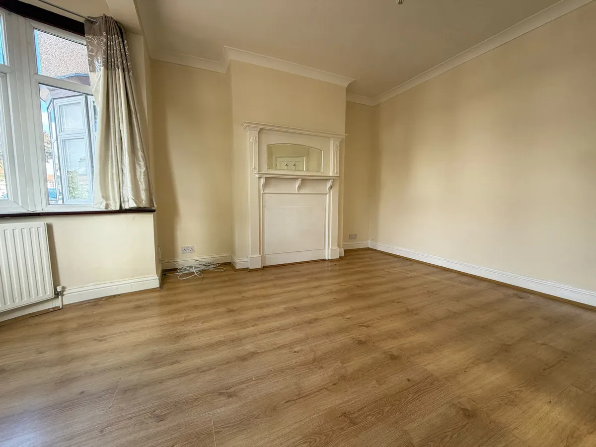 Kenton Lane, Harrow, HA3, photo 9