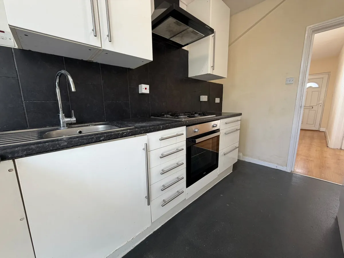 Kenton Lane, Harrow, HA3, photo 4