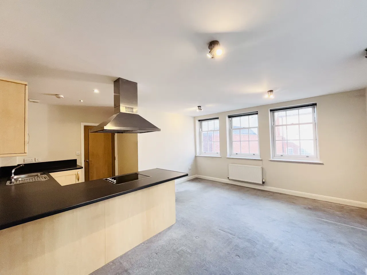 Dominium Court, Lichfield, WS13, photo 2
