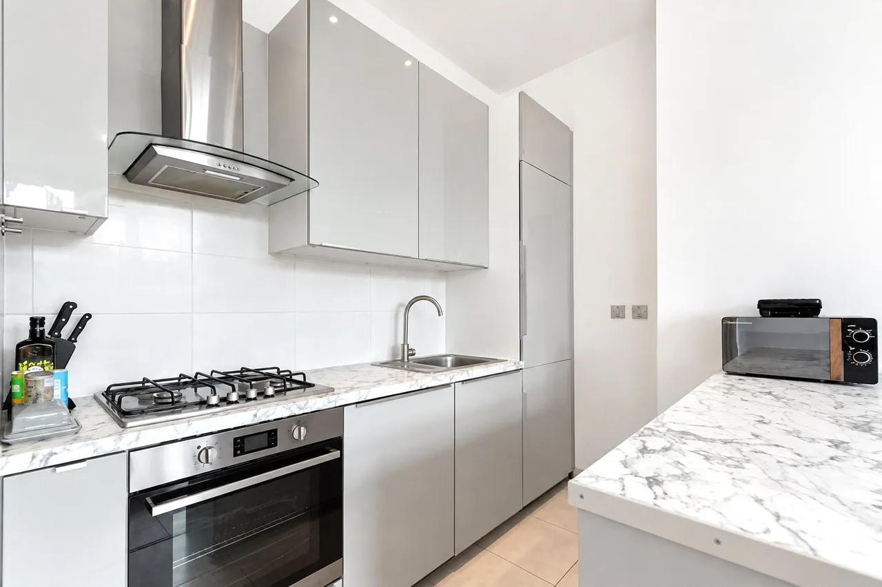 Emanuel Avenue, Acton, W3, photo 3