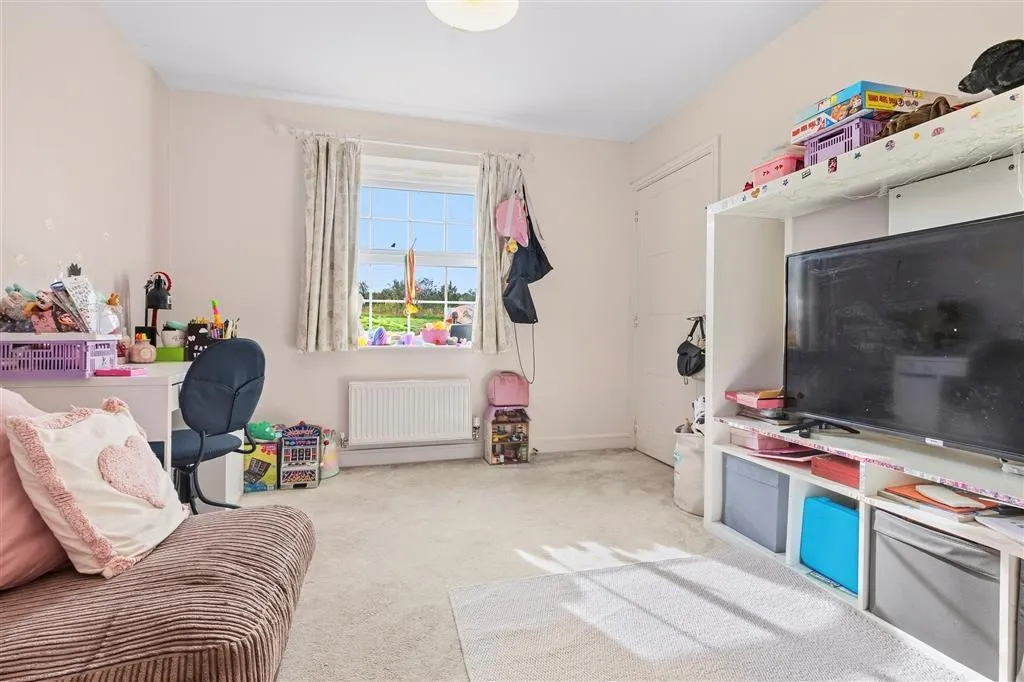 Sissons Close, Barnack, PE9, photo 16