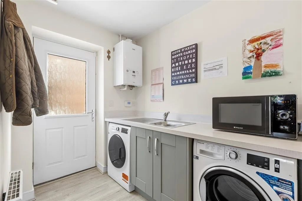 Sissons Close, Barnack, PE9, photo 20