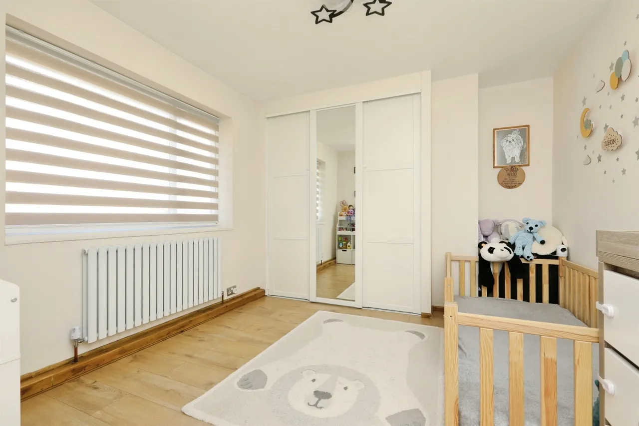 Edinburgh Road, Worksop, photo 9