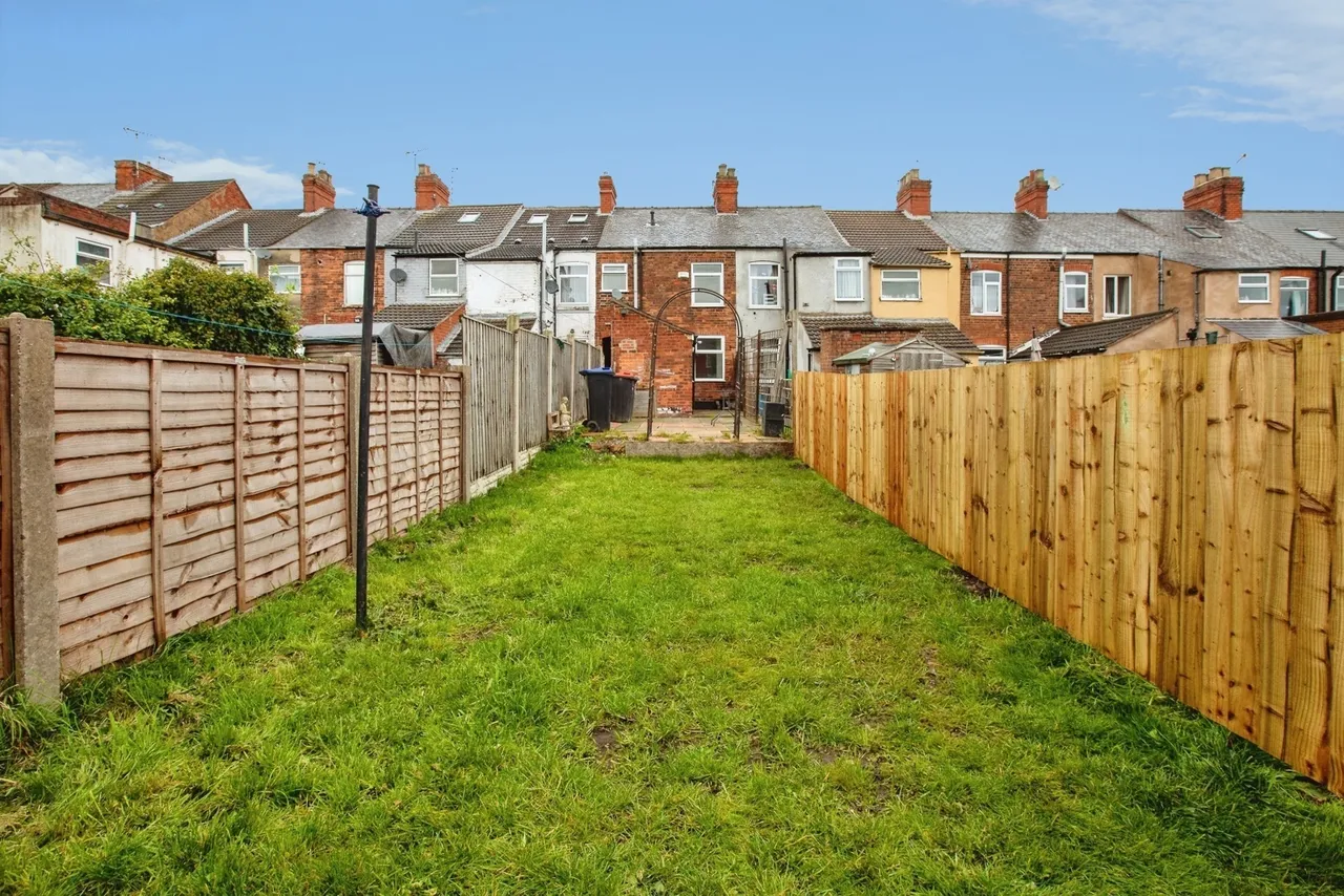 St. Michaels Street, Sutton-In-Ashfield, NG17, photo 15