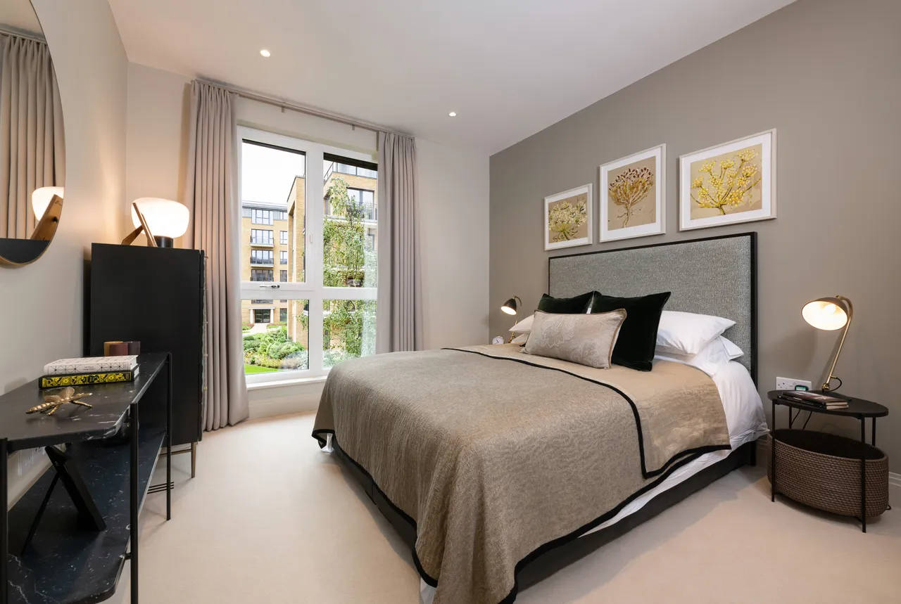 Broom Road, Teddington, TW11, photo 4