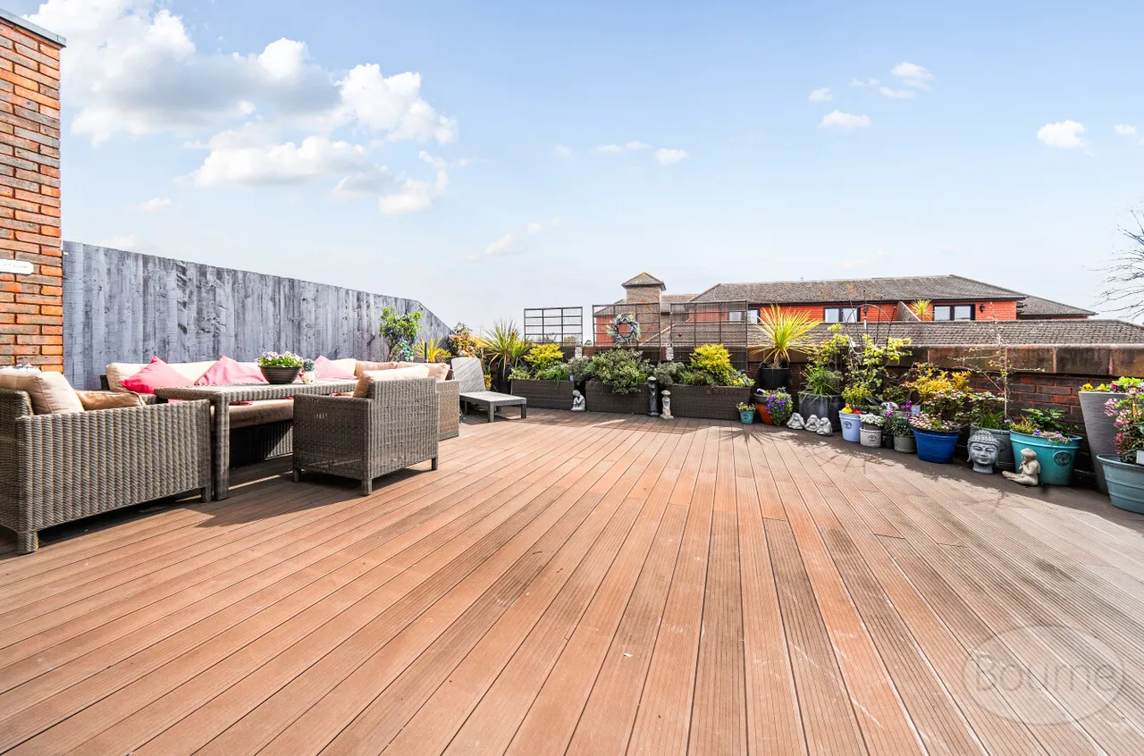 Freelands Road, Cobham, KT11, photo 9