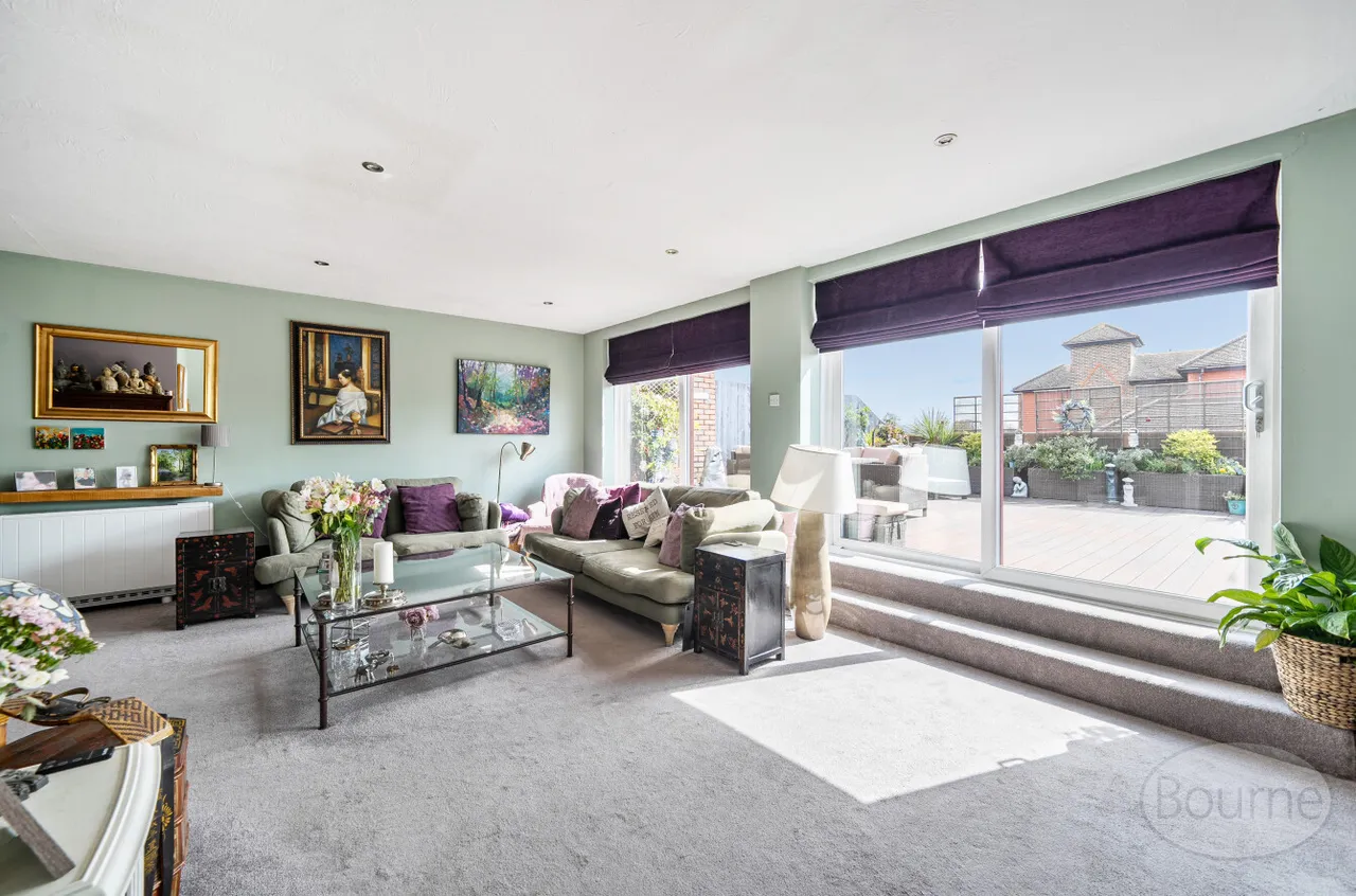 Freelands Road, Cobham, KT11, photo 2