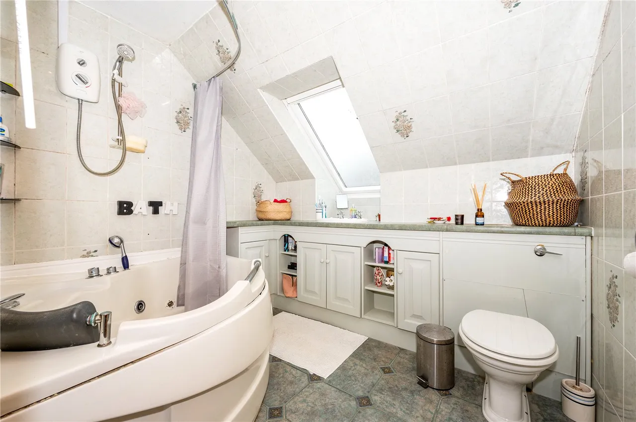Gannow Manor Gardens, Rubery, Rednal, Birmingham, B45 9SD, photo 13
