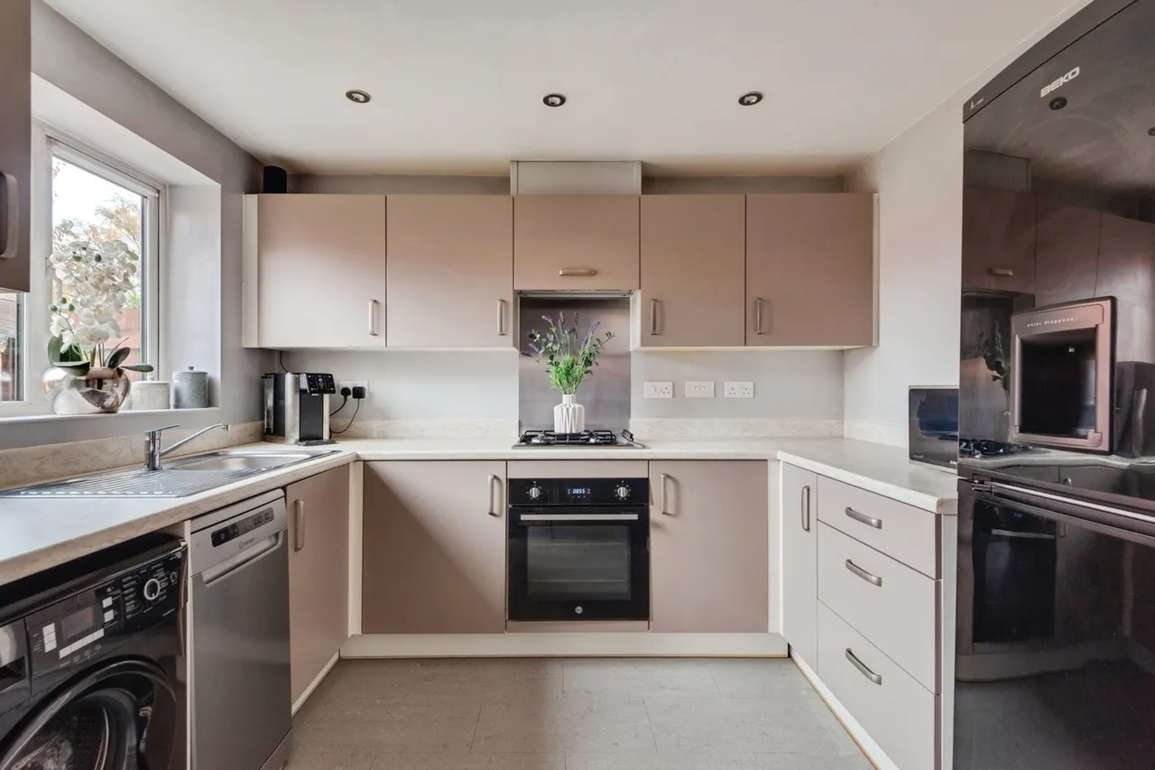 Maricopa Close, Castlefields, WA7, photo 7