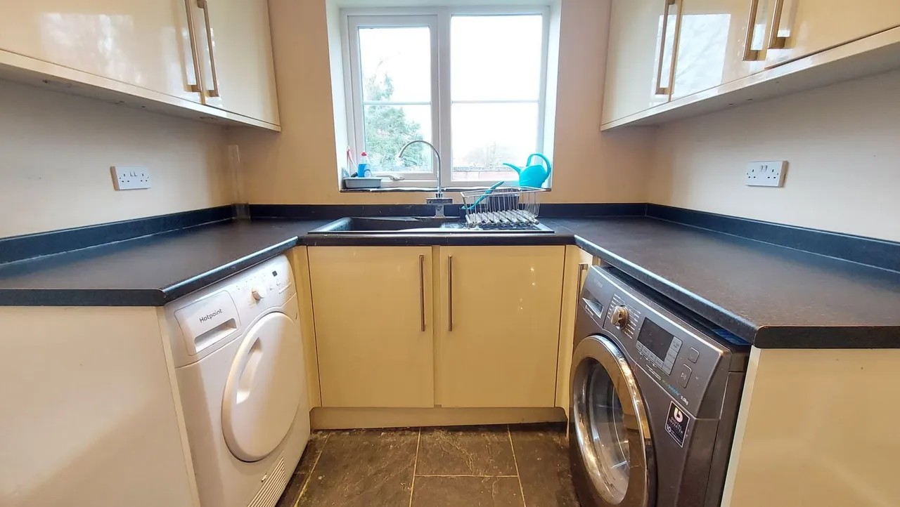 Tennyson Drive, Bourne, PE10, photo 12