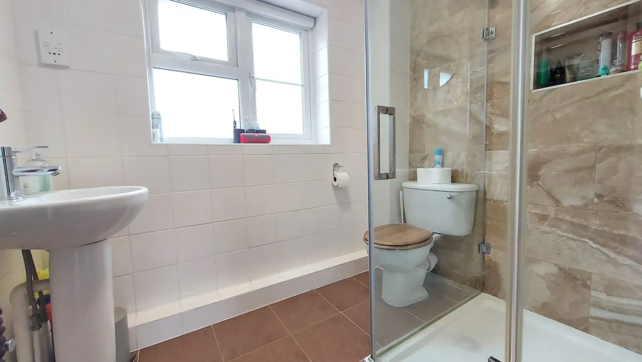 Tennyson Drive, Bourne, PE10, photo 20