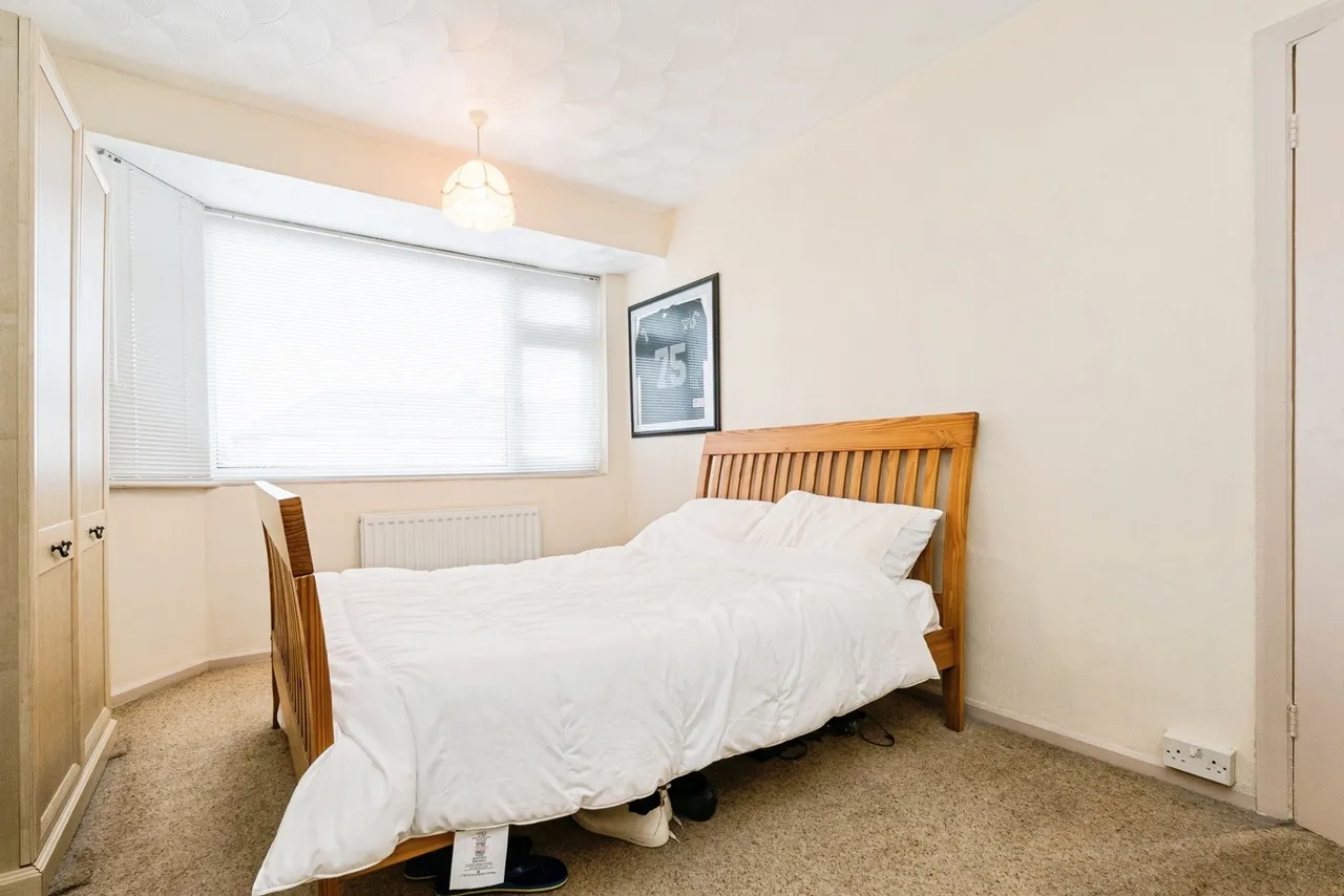 Westlyn Close, Rainham, Essex, RM13, photo 16