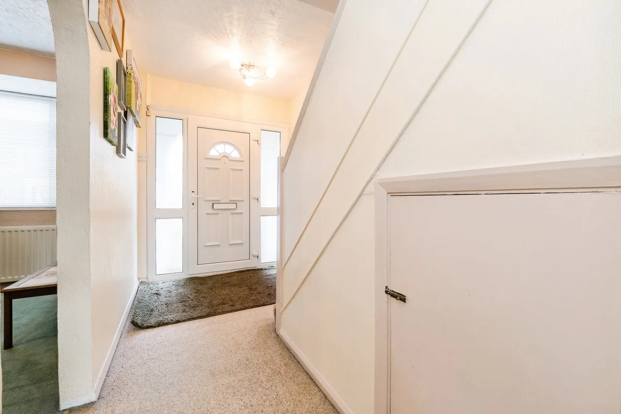 Westlyn Close, Rainham, Essex, RM13, photo 12