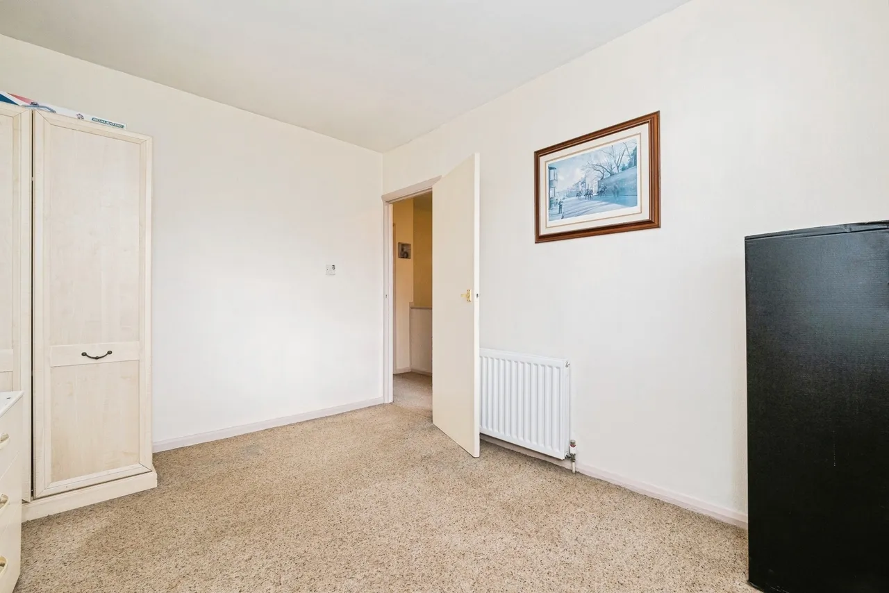 Westlyn Close, Rainham, Essex, RM13, photo 22