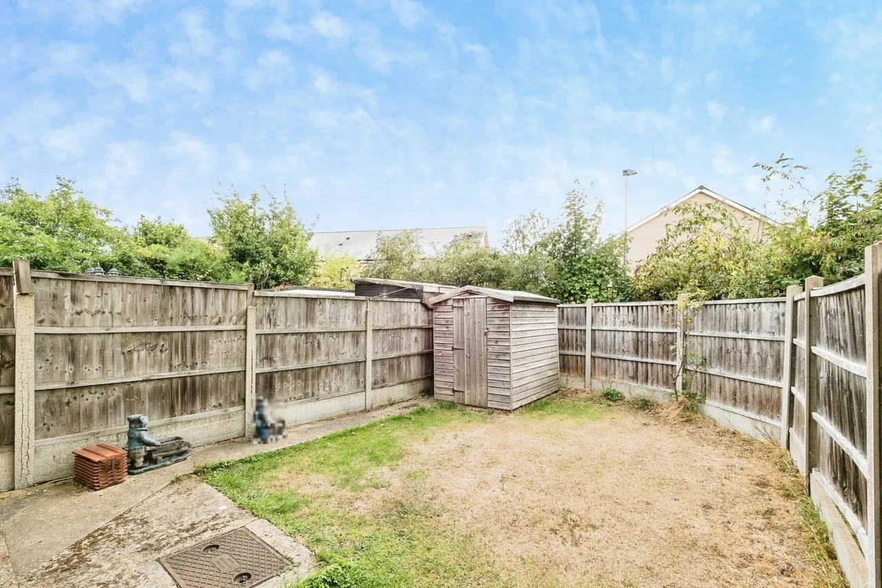 Westlyn Close, Rainham, Essex, RM13, photo 25