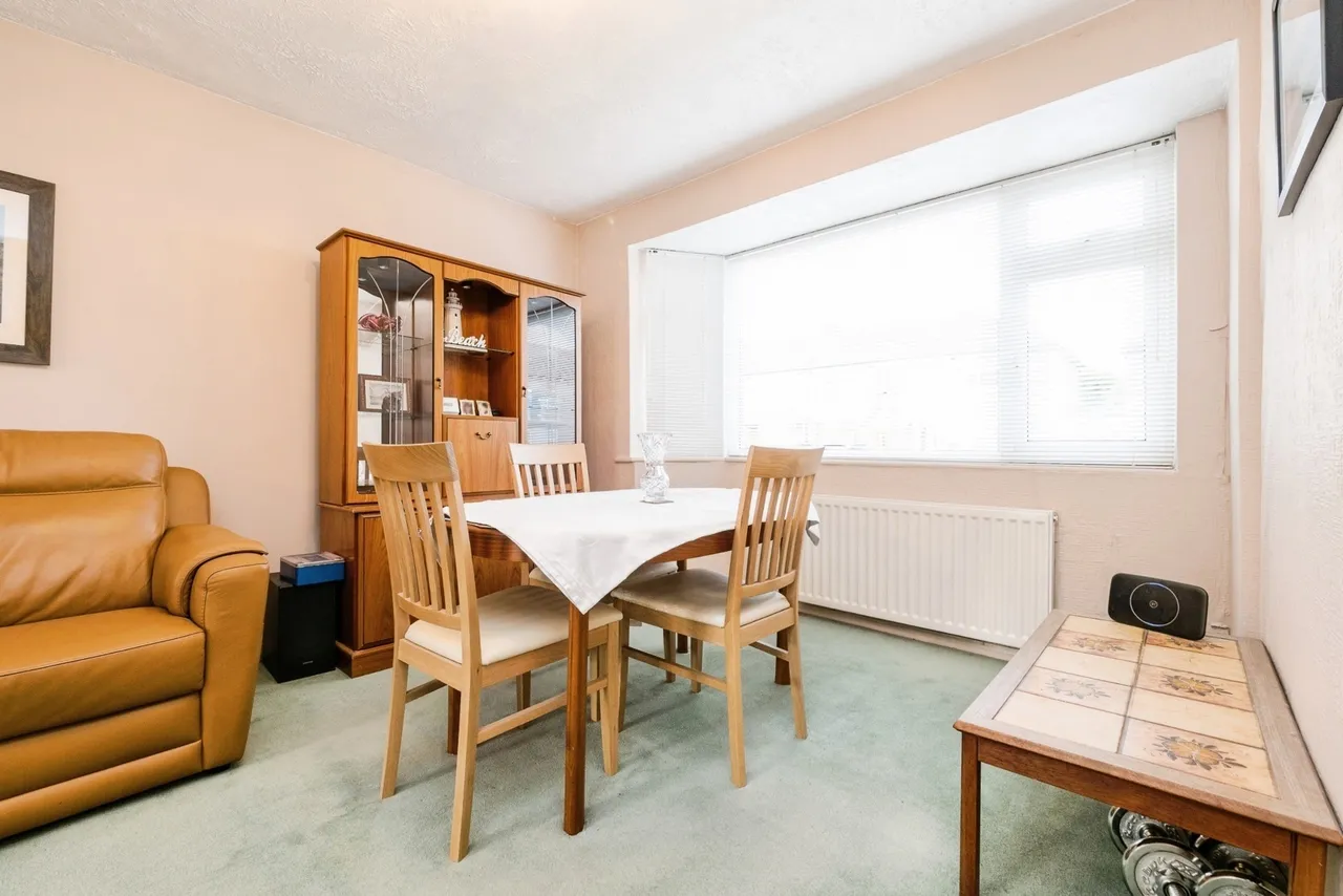 Westlyn Close, Rainham, Essex, RM13, photo 20